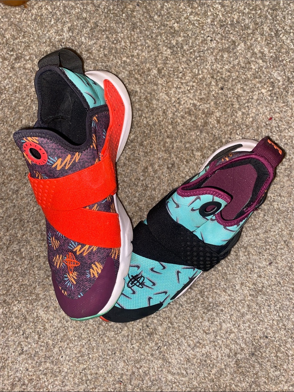 Nike Air Huarache Drift GS, Youth Size 6.5Y